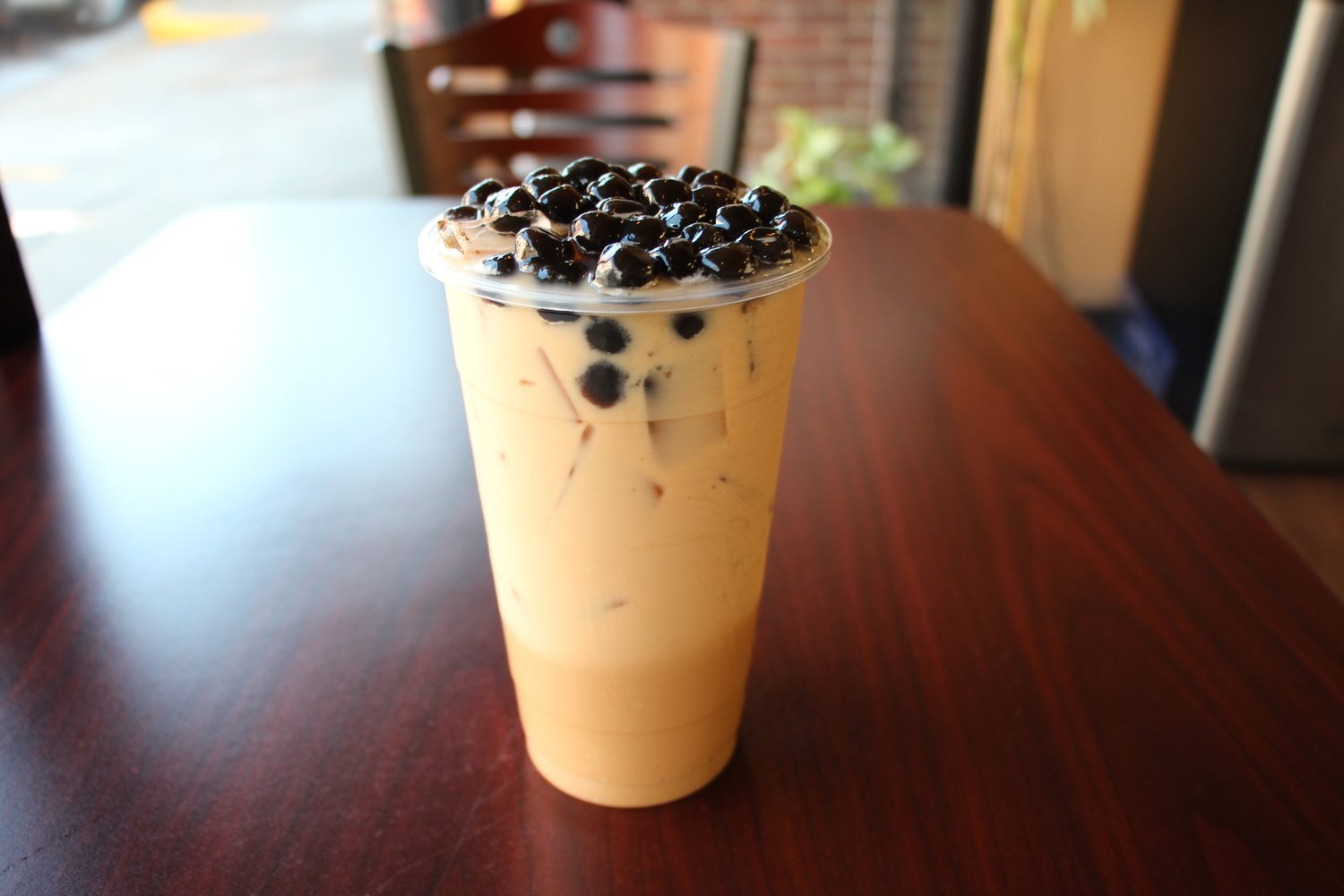 Black milk tea with tapioca boba